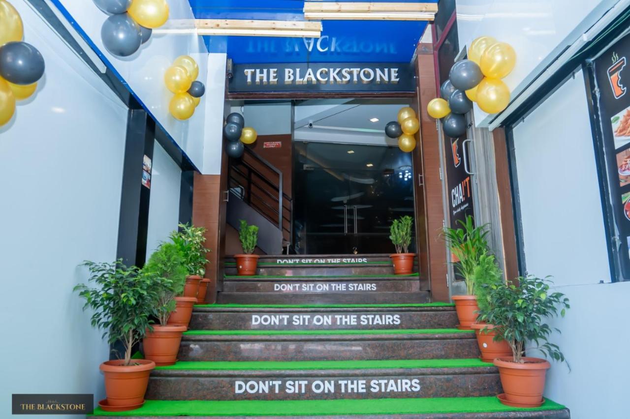 Hotel The Black Stone Bangalore Exteriör bild